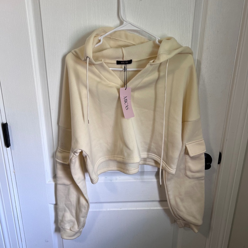 Micas Womens Beige Cropped Cargo Hoodie Sweatshirt V-Neck Cream Large NEW
